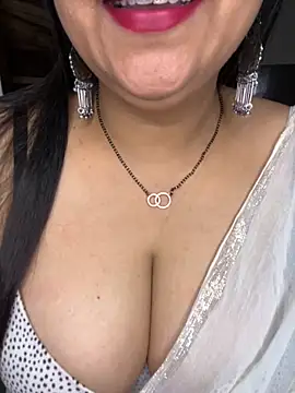 Snapshot of Zoya_Varma004 chatting on September 25, 6:23 am Zoya Varma004 online show from September 25, 6:23 am
