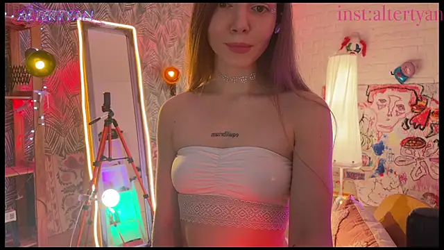 altertyan online show from March 6, 8:15 pm