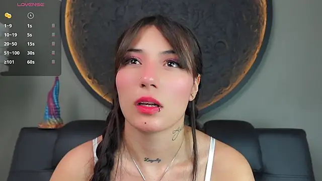 miss sharlotte18 online show from February 25, 6:28 pm