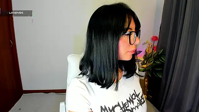 Silvanna-Moree online show from February 16, 5:13 pm