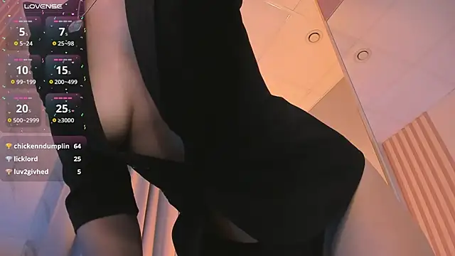 LorenDaze online show from June 20, 2:20 pm