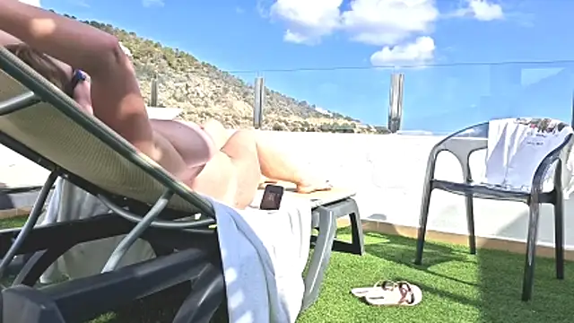 BustyGaby online show from October 15, 11:35 am