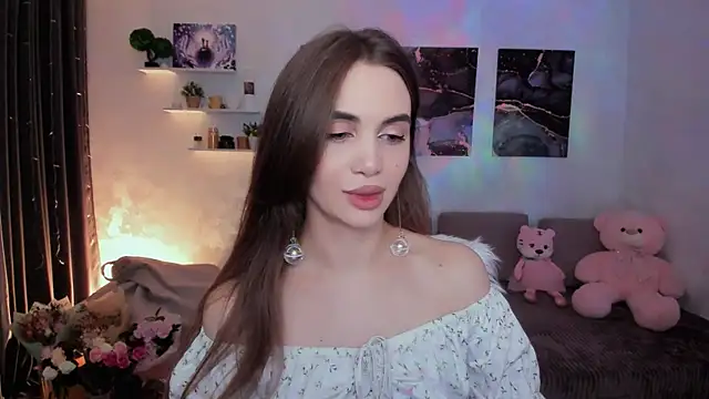 aPieceOfJoy online show from December 18, 10:03 pm