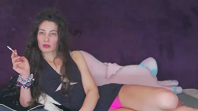 Jayllene online show from March 18, 8:08 am