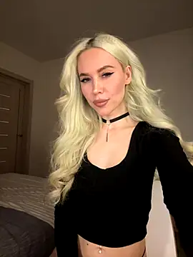 xDinnax online show from October 4, 2:22 pm