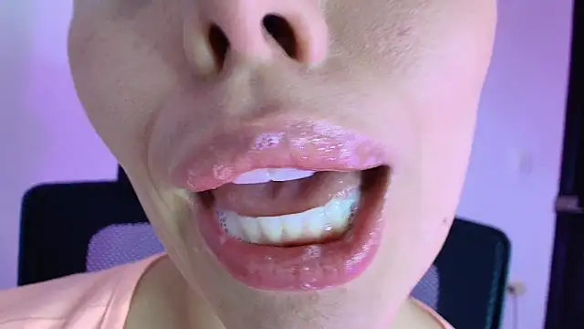 lisbet21x online show from November 21, 10:34 pm