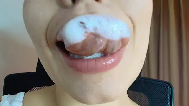 lisbet21x online show from March 25, 10:23 pm