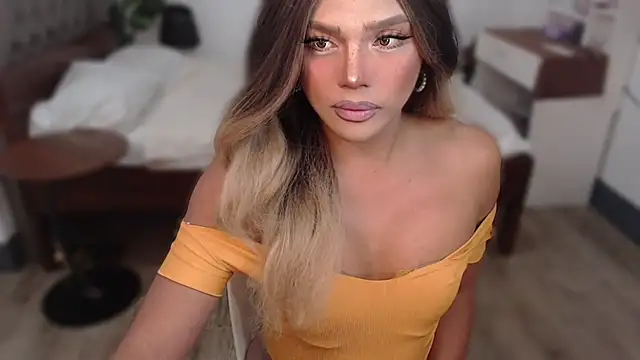 liaa lurrecams online show from July 19, 12:07 pm