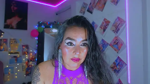 sweet vanessa 22 online show from February 7, 4:05 am