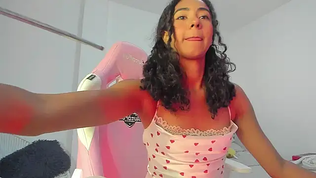 khaliope online show from December 18, 4:01 pm