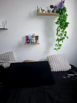 Moxxxie online show from October 17, 4:43 pm