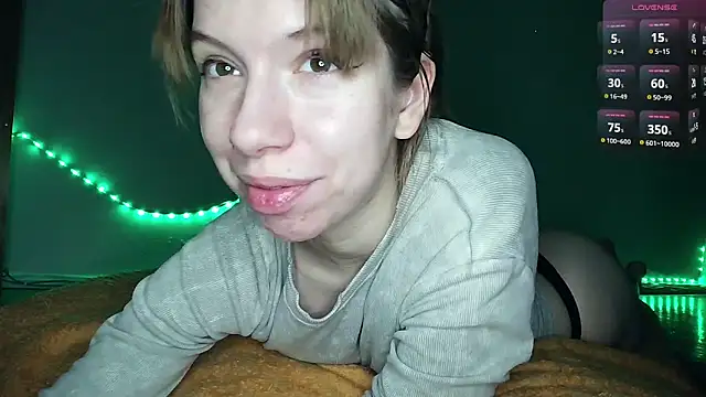 Snapshot of cruellagoth666 chatting on October 8, 1:10 am cruellagoth666 online show from October 8, 1:10 am