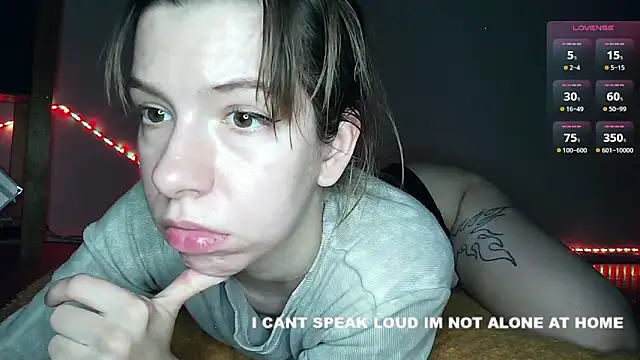 Snapshot of cruellagoth666 chatting on October 9, 1:21 am cruellagoth666 online show from October 9, 1:21 am