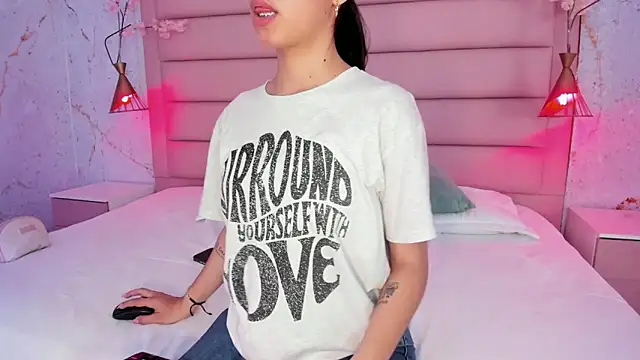 IvySanders1 online show from October 12, 1:13 pm