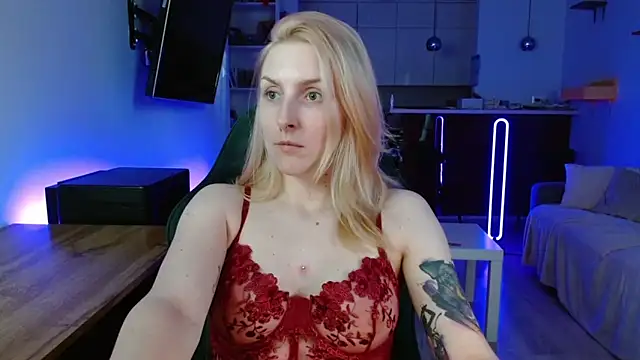 illusorycat online show from March 3, 3:29 pm