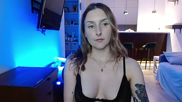 illusorycat online show from October 9, 6:56 pm