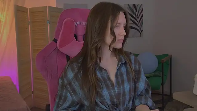 JennyDens online show from April 18, 5:15 pm