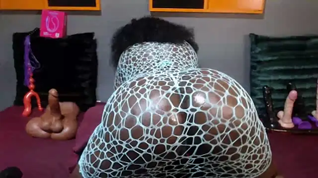 DarkNSpicy4U online show from November 26, 4:13 am