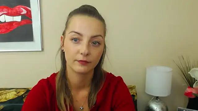 Snapshot of NatalieSexy chatting on October 7, 10:52 am NatalieSexy online show from October 7, 10:52 am