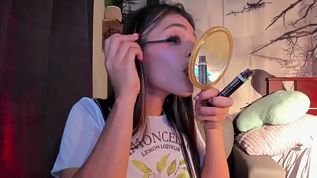 annyluna1 online show from December 15, 11:43 pm