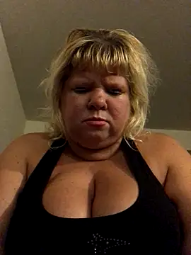 JemJensen30 online show from October 12, 6:38 am