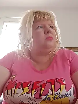 JemJensen30 online show from June 18, 2:55 pm