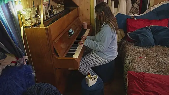 VanessaDoyle online show from November 22, 5:04 pm