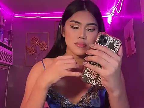 Snapshot of Delicate_Savannah chatting on September 23, 2:37 pm Delicate Savannah online show from September 23, 2:37 pm