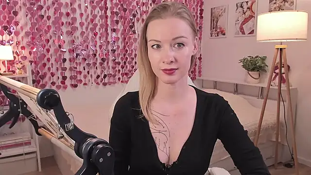 MissRightX online show from March 29, 10:58 am