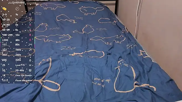 eva zero online show from April 4, 2:16 pm