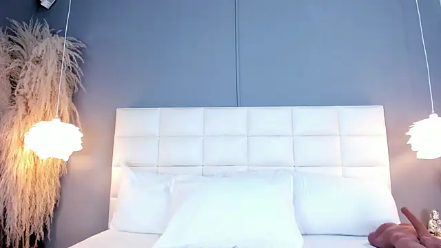  BunnyNaugthy online show from March 7, 5:42 pm