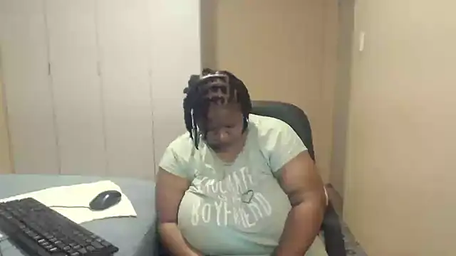 sweetnoziexx online show from September 28, 5:47 am