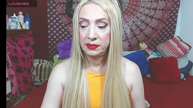 elena evans online show from September 8, 7:24 pm