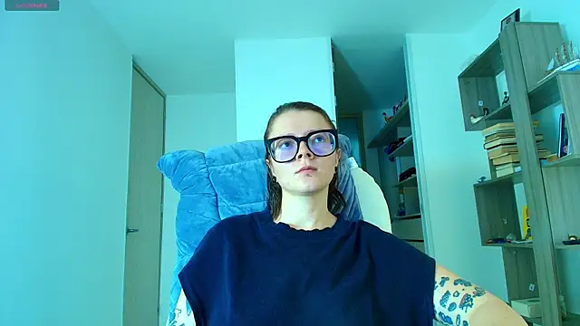 Snapshot of Arya_starrk chatting on September 18, 1:53 pm Arya starrk online show from September 18, 1:53 pm