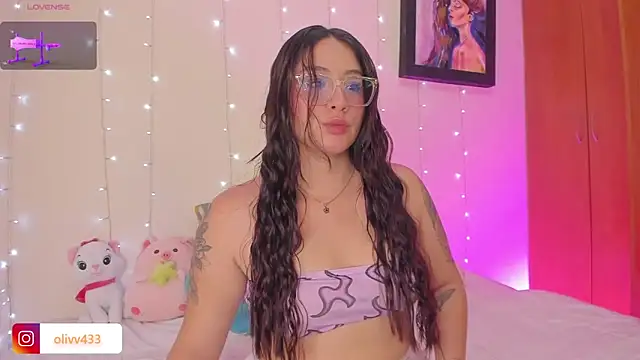 olivia  s online show from March 23, 3:01 am