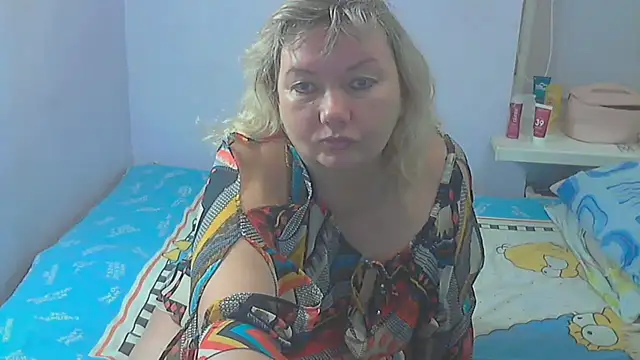 Snapshot of Lusi-777 chatting on September 11, 3:23 pm Lusi-777 online show from September 11, 3:23 pm