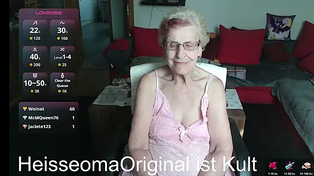HeisseomaOriginal online show from June 2, 7:20 am