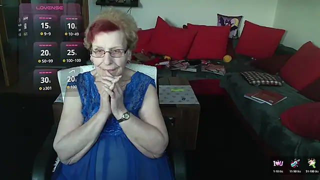 HeisseomaOriginal online show from January 11, 8:19 am