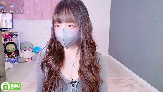 -M Hinano  online show from December 4, 1:46 pm