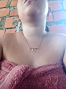 ValeriaSantos- online show from February 9, 7:16 pm