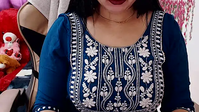 Naughty Kashish online show from March 31, 6:35 am