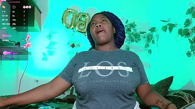 niawk  online show from April 10, 4:24 pm