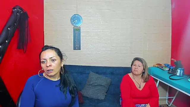 Snapshot of lesbiancuple chatting on September 15, 11:23 pm lesbiancuple online show from September 15, 11:23 pm