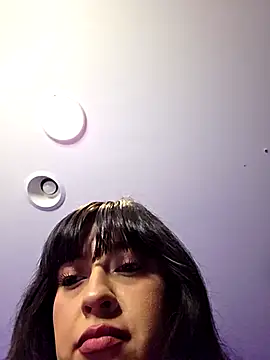 Snapshot of AriannaPena chatting on October 20, 12:35 am AriannaPena online show from October 20, 12:35 am