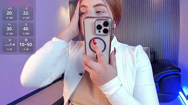 kimbrownn online show from October 10, 1:38 pm