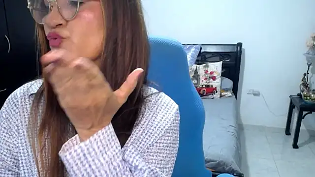 Xiimen online show from April 22, 12:18 am