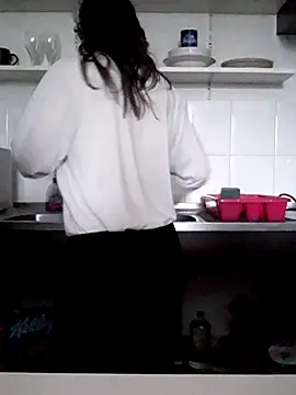 Lina Belge online show from December 14, 12:33 pm