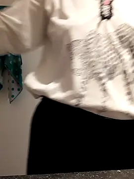 Lina Belge online show from September 20, 1:31 pm