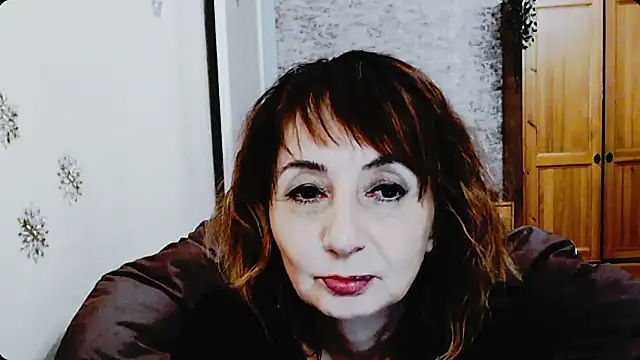 AnnieEltgant online show from November 23, 3:47 pm