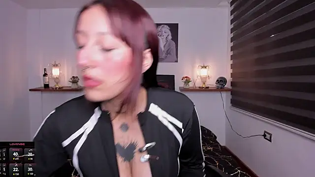 Snapshot of Mariana_Joness chatting on October 12, 2:25 am Mariana Joness online show from October 12, 2:25 am